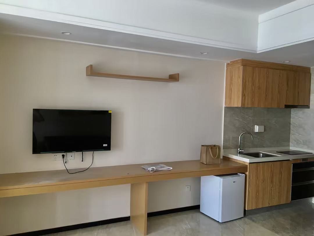 佛山新城百顺道6号御龙湾公寓 随时看房·