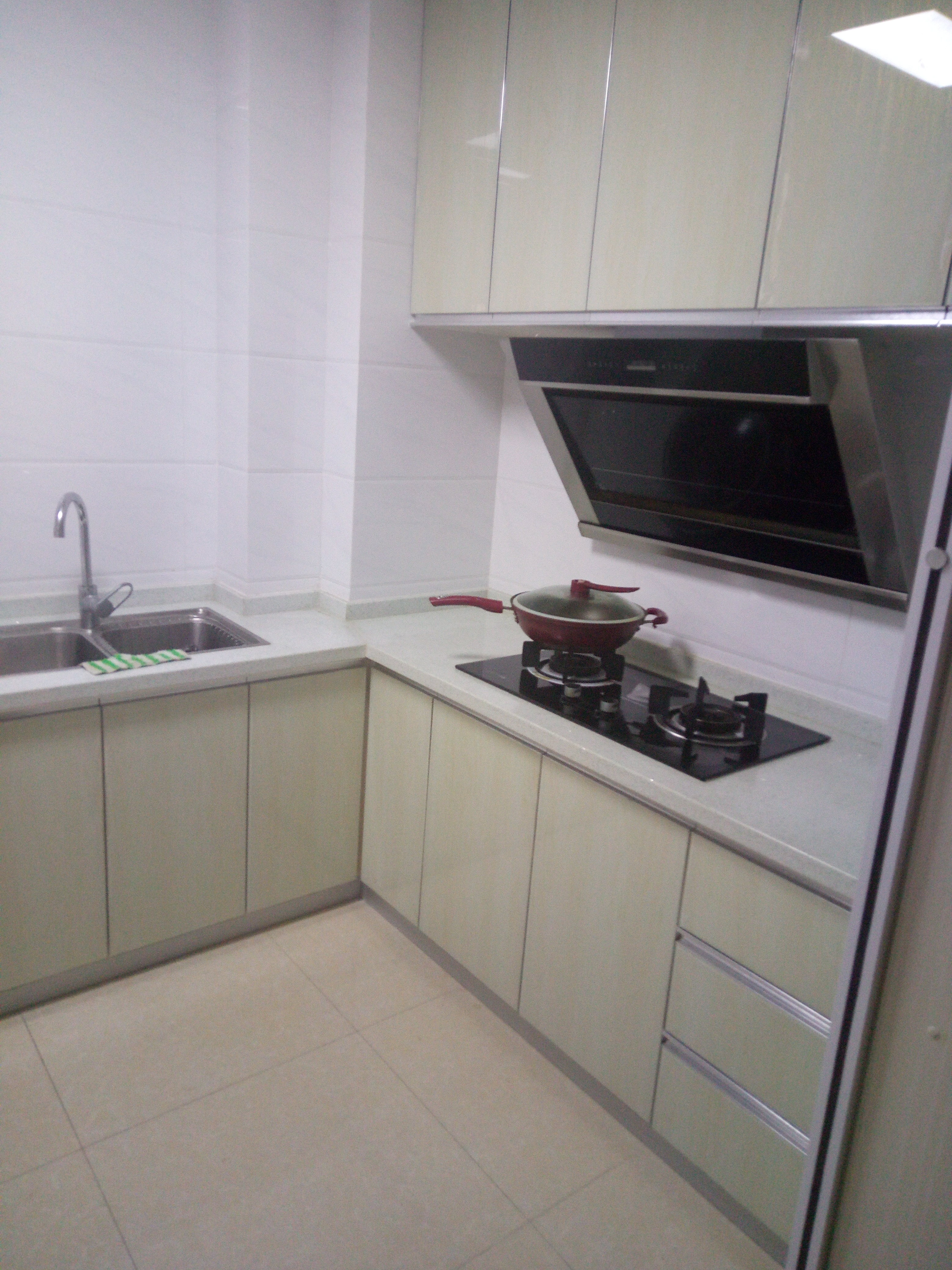 绿地三期新里西斯莱公馆 随时看房·