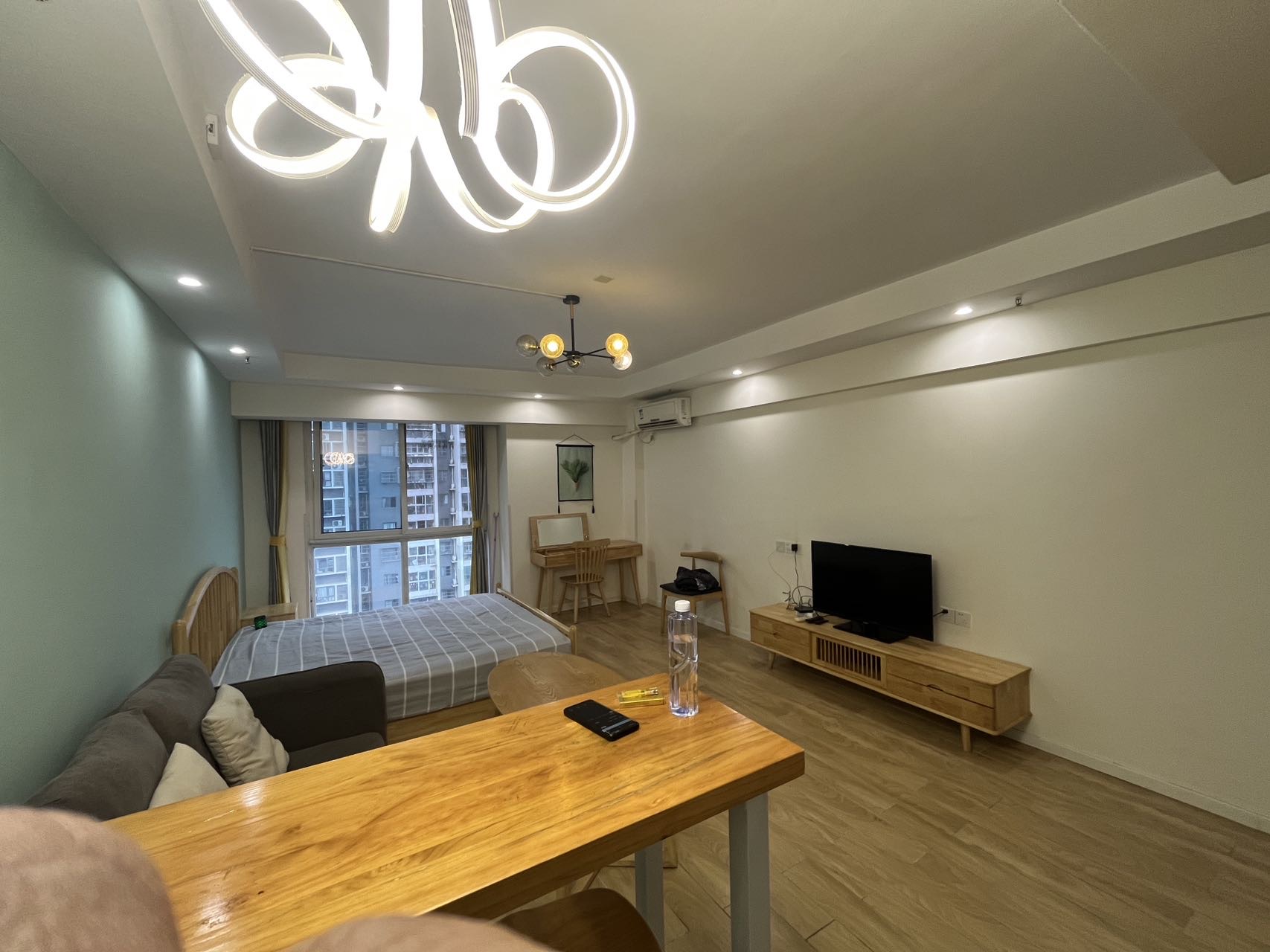 天府江南 1居室 1200元/月