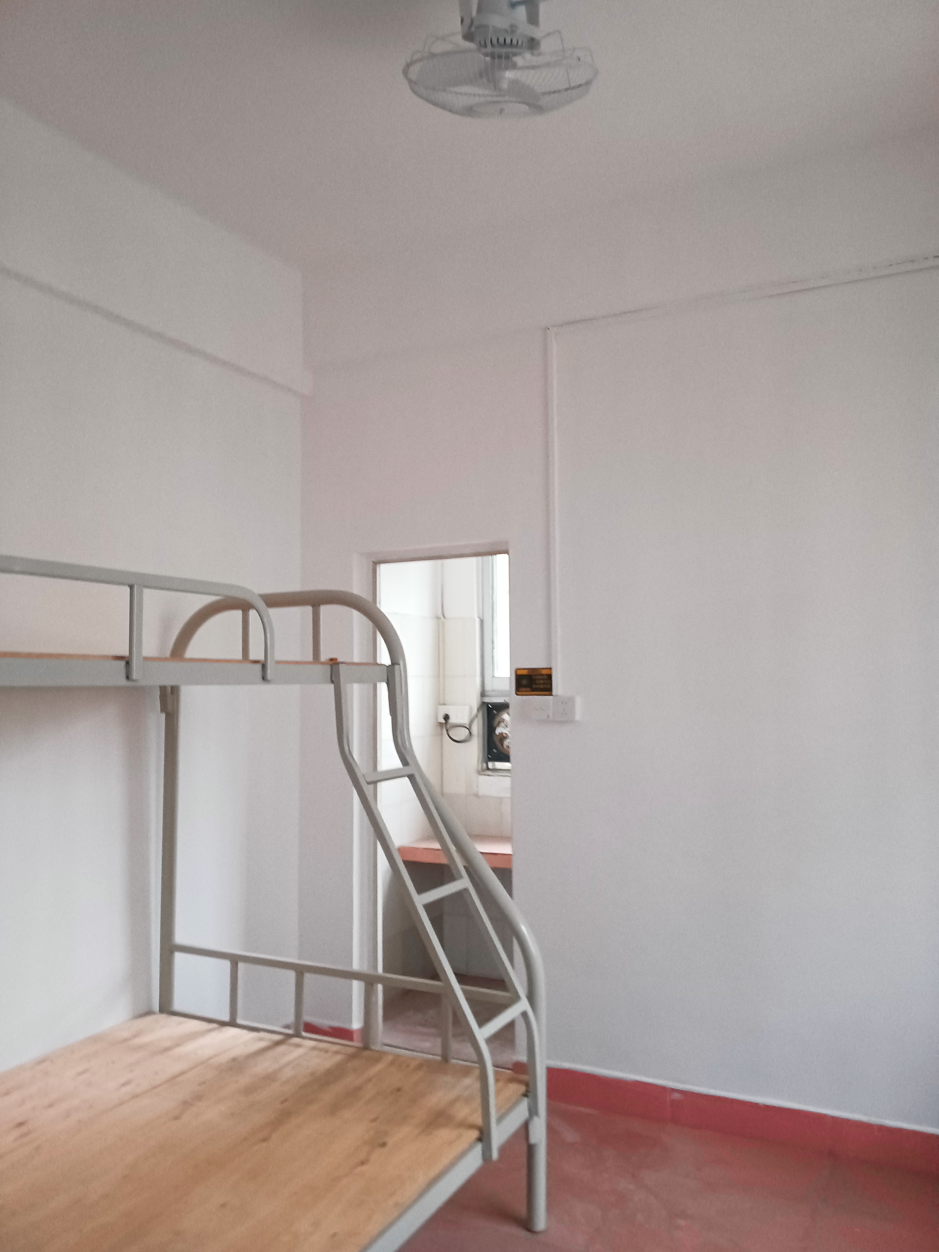 张家边社区康怡新村正街二巷6号）