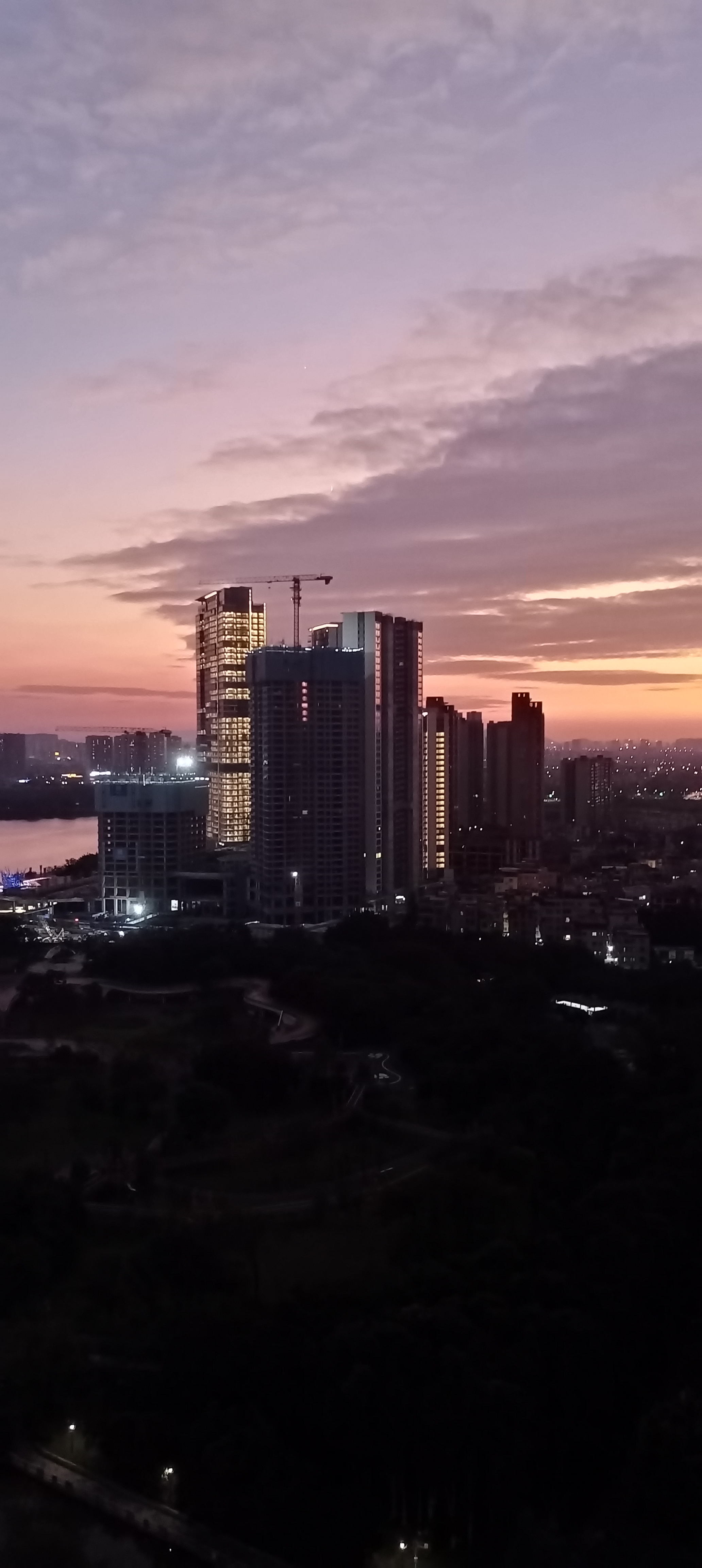 滨海御庭 随时看房·