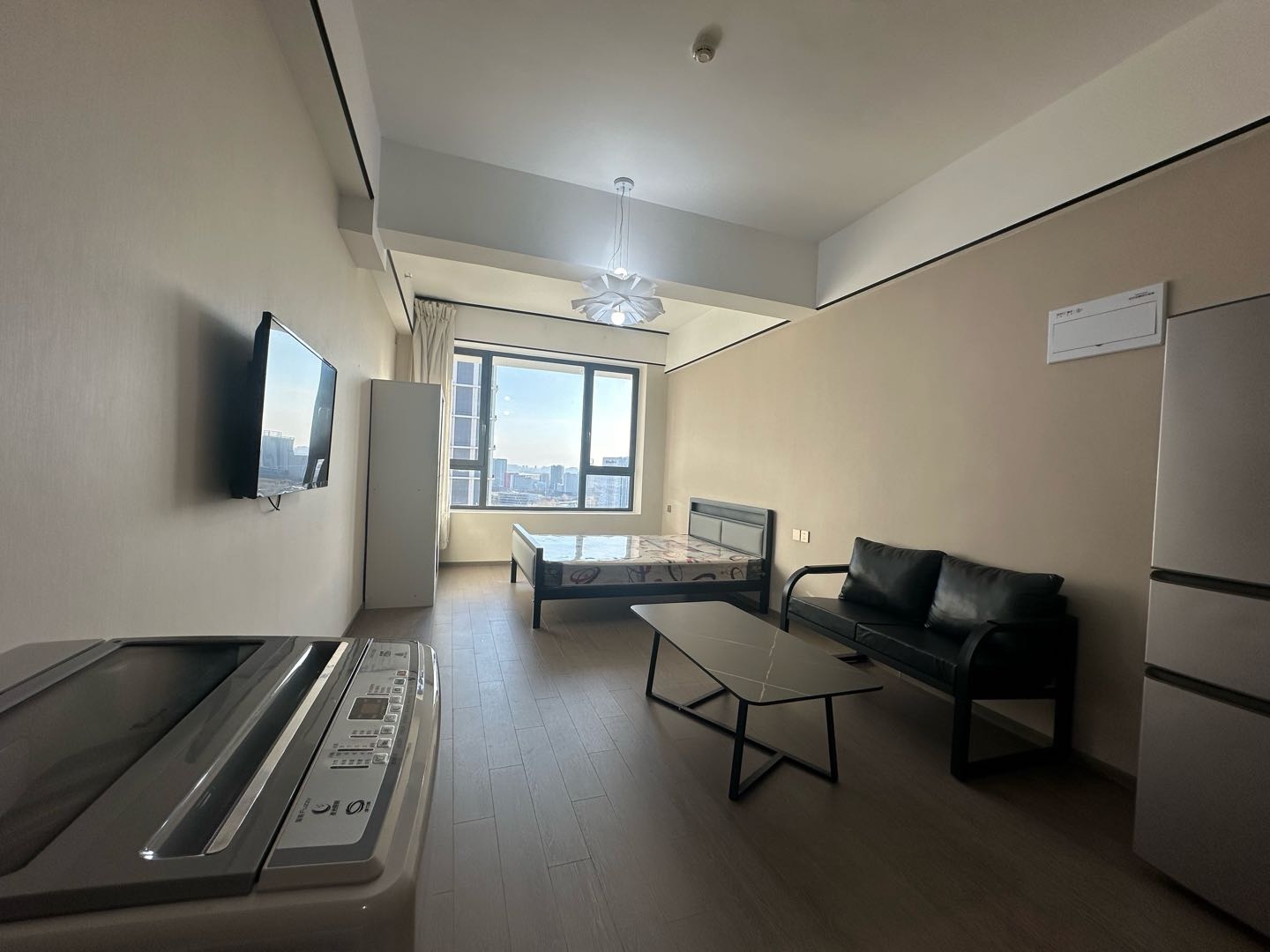 黑龙江省哈尔滨市松北区松祥街道恒源街融创文旅城B栋）