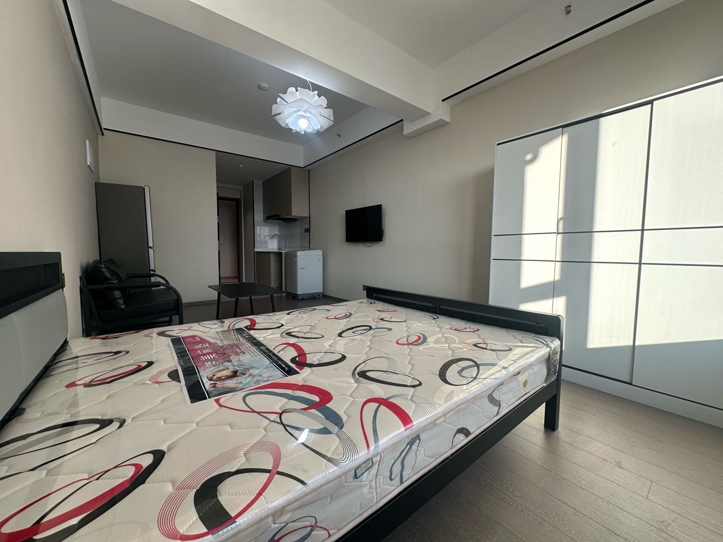 黑龙江省哈尔滨市松北区松祥街道恒源街融创文旅城B栋 随时看房·