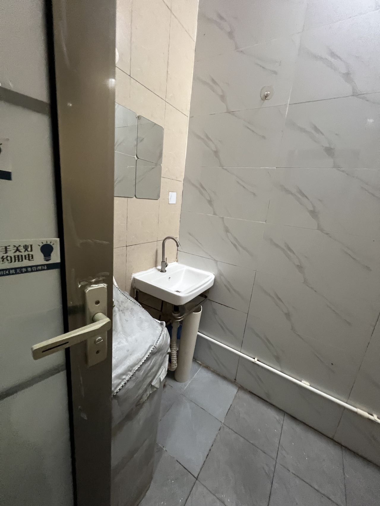 莲兴苑 随时看房·