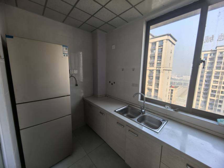 信地华地城 随时看房·