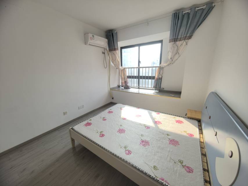 信地华地城 随时看房·