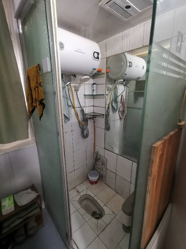 和平苑小区 随时看房·