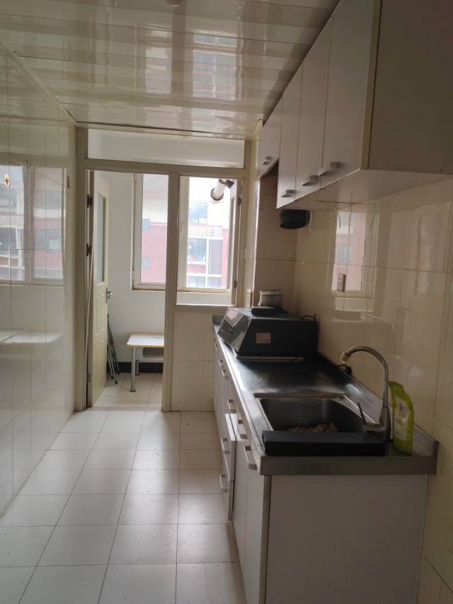 良乡镇小西庄回迁楼一居室 随时看房·