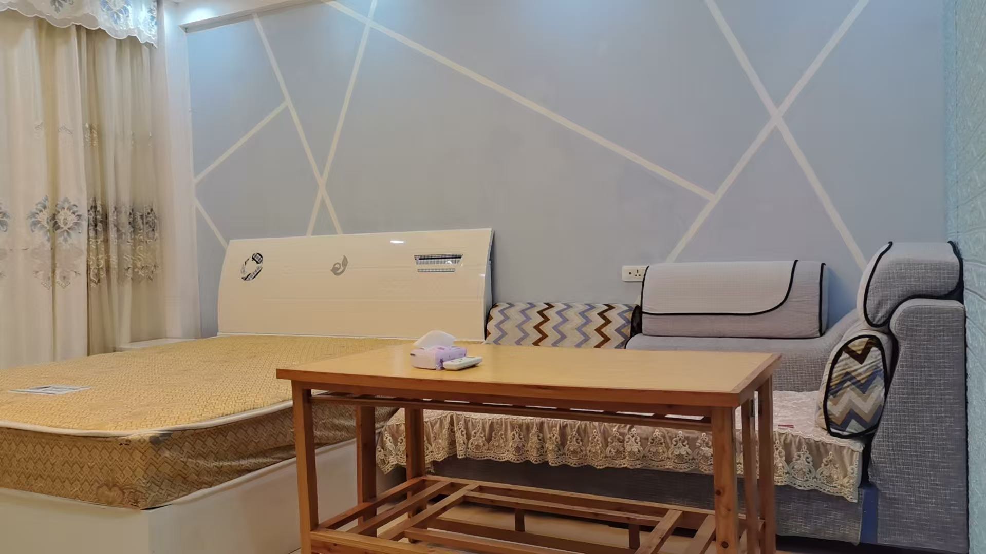 板桥小区 1居室 500元/月