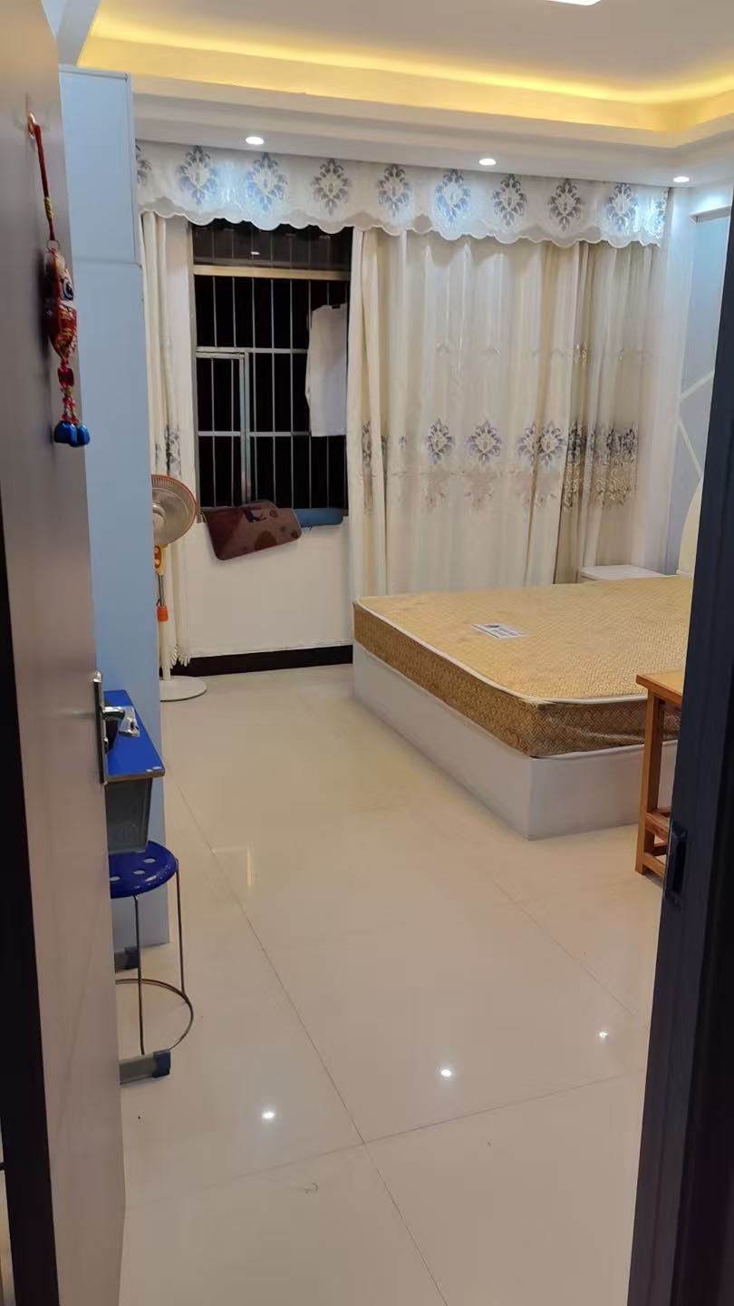 板桥小区 随时看房·