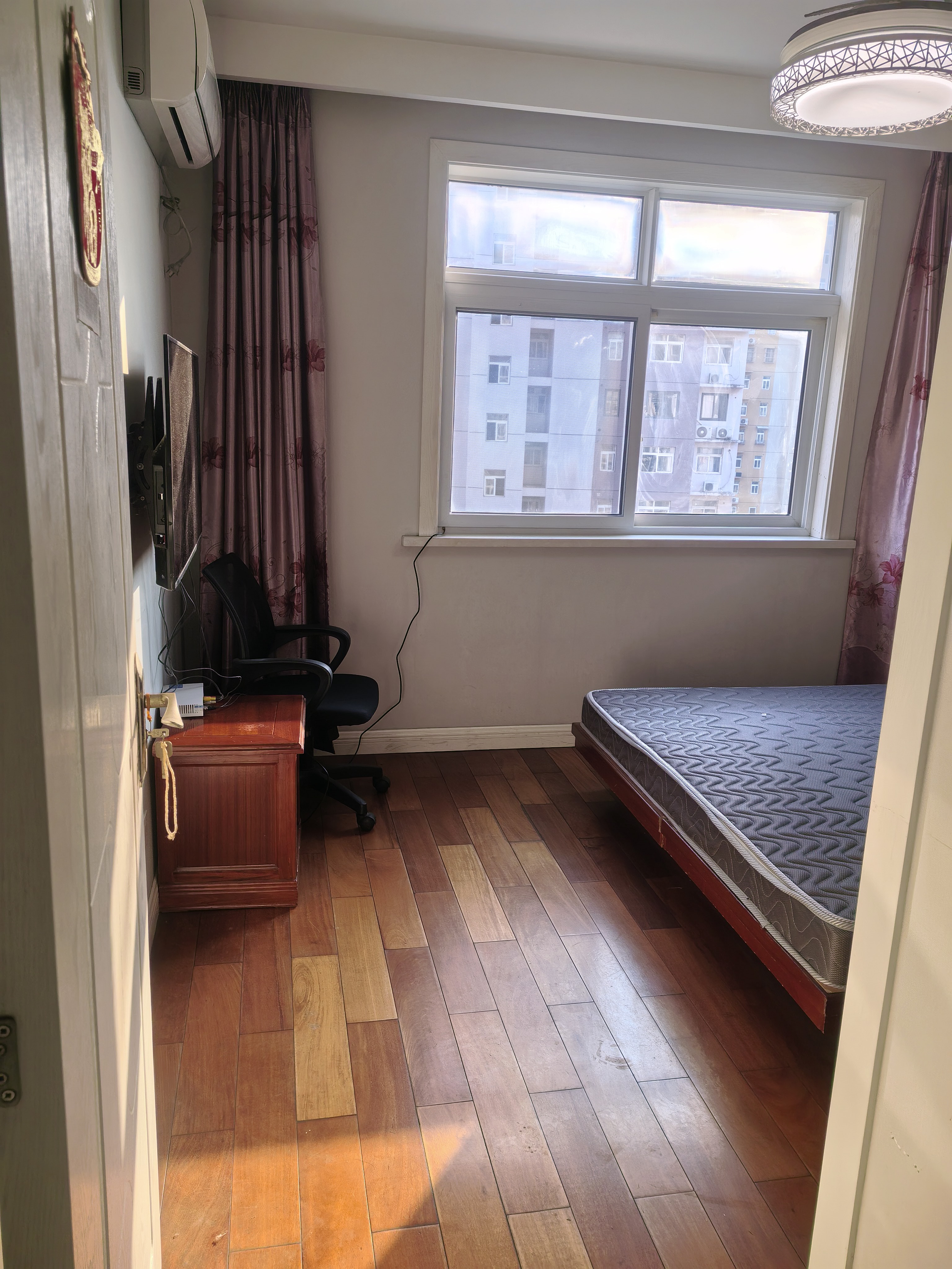 华中苑一区 随时看房·