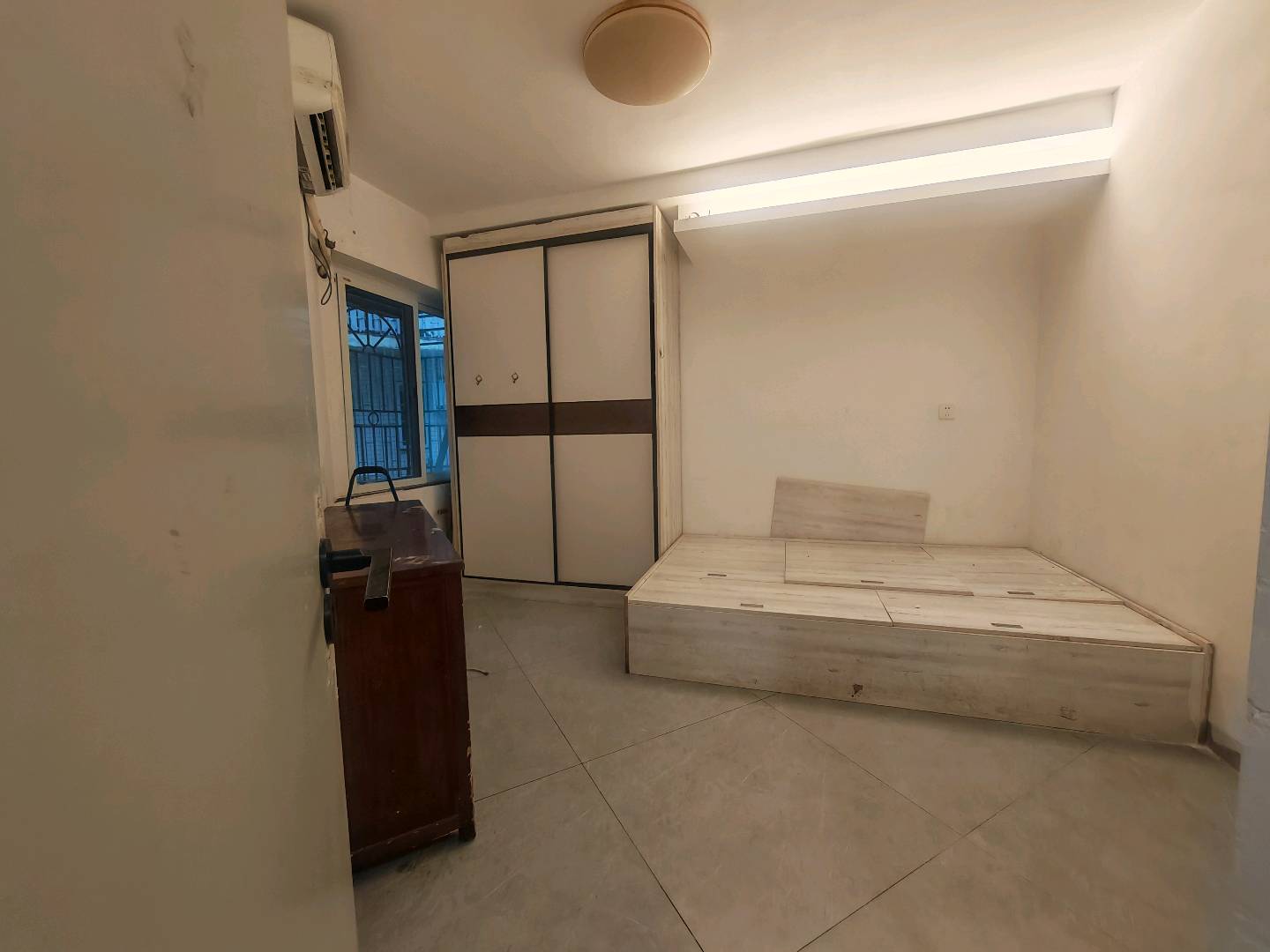 金海燕花园 随时看房·