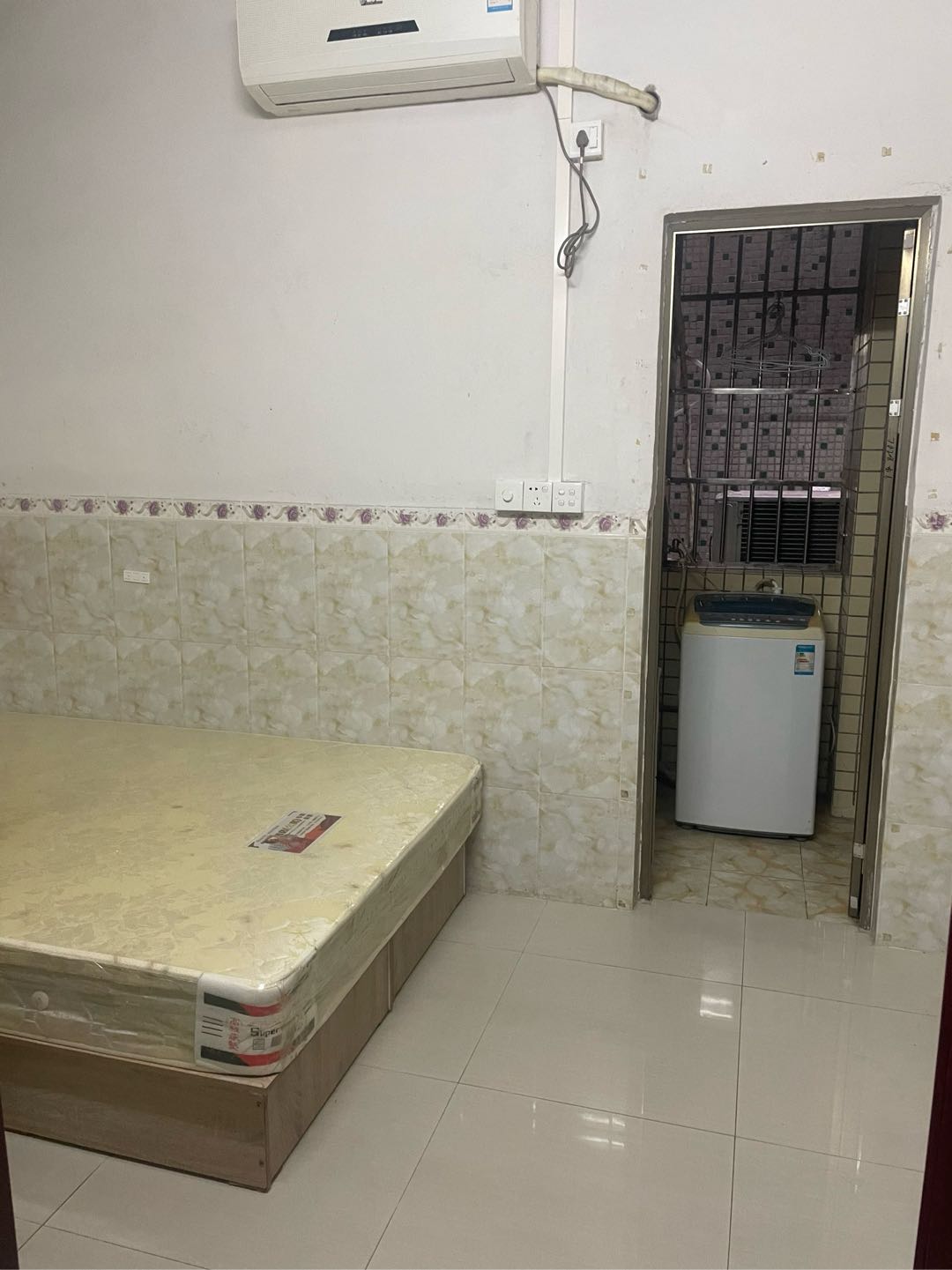 安逸公寓 1居室 700元/月