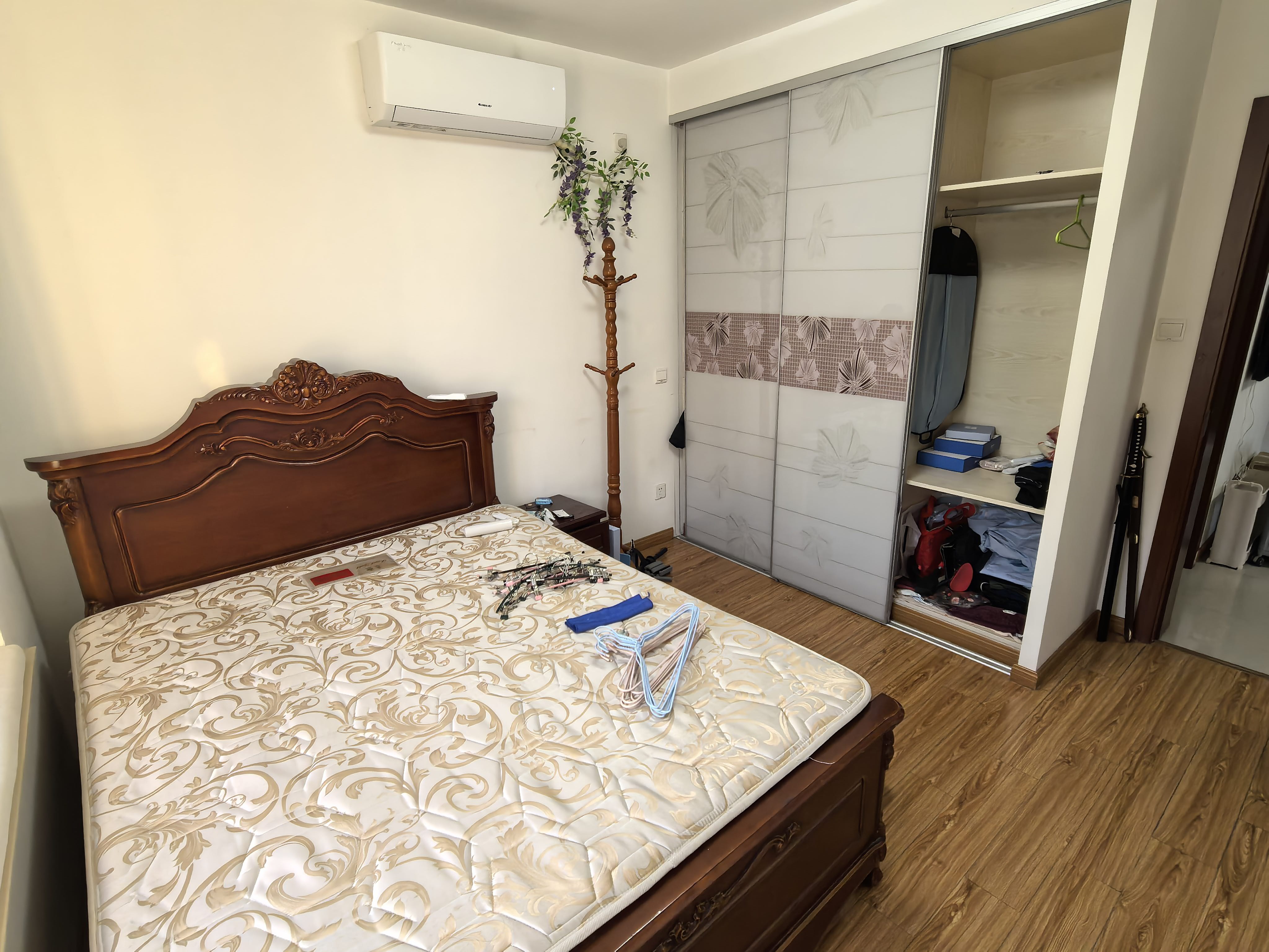 馨佳园十二街坊 随时看房·