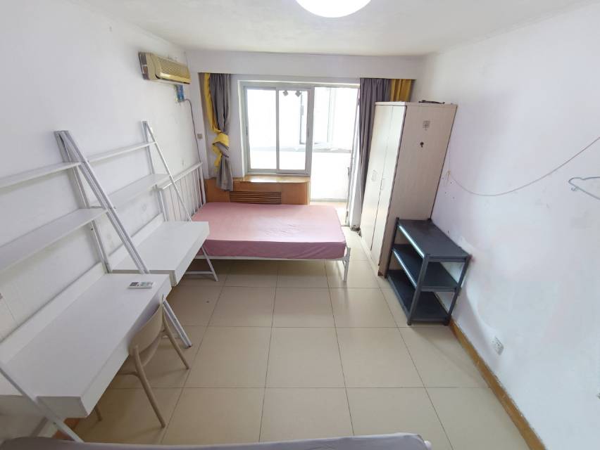 魏公村8号院 3居室 3000元/月