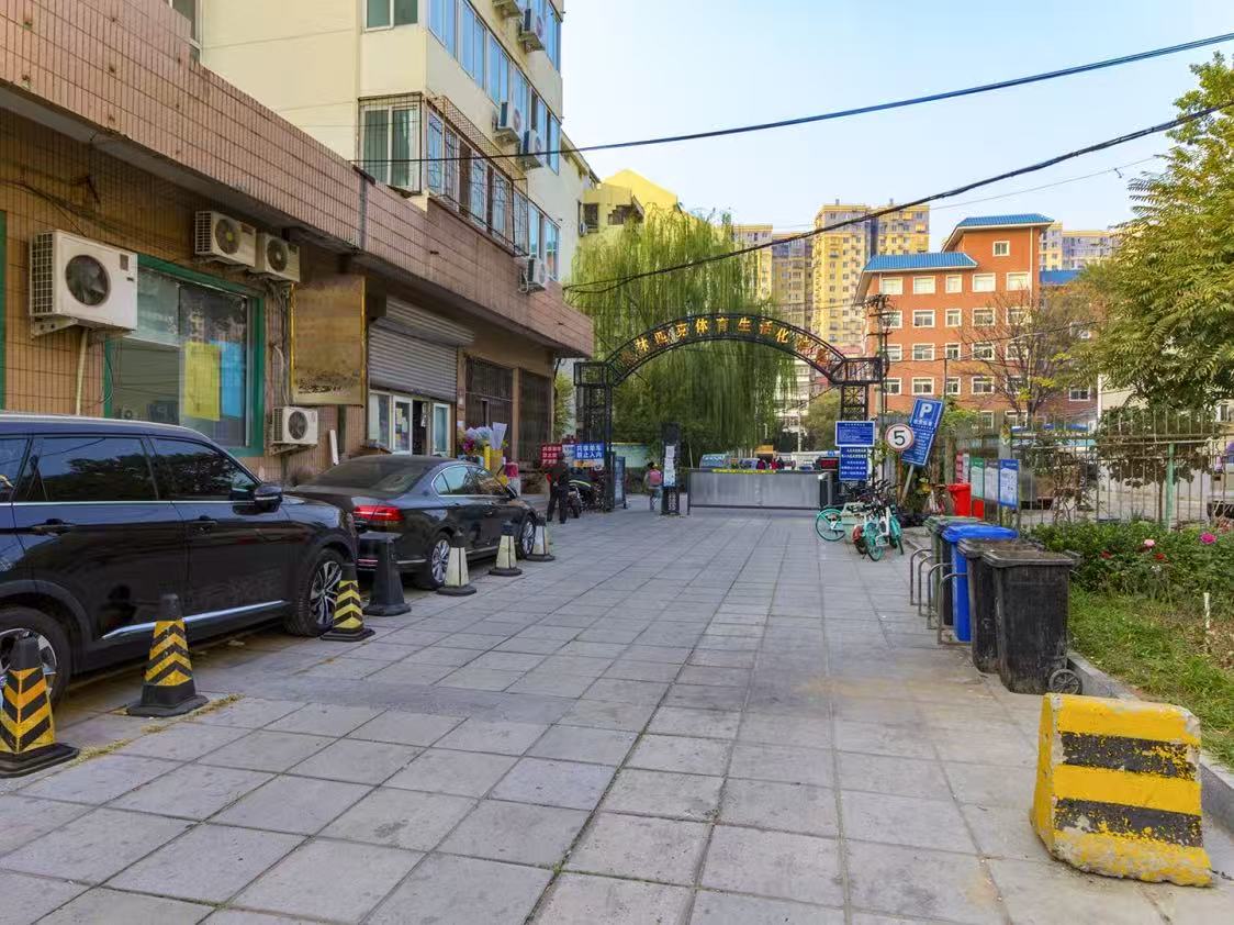 西革新里108号院 随时看房·