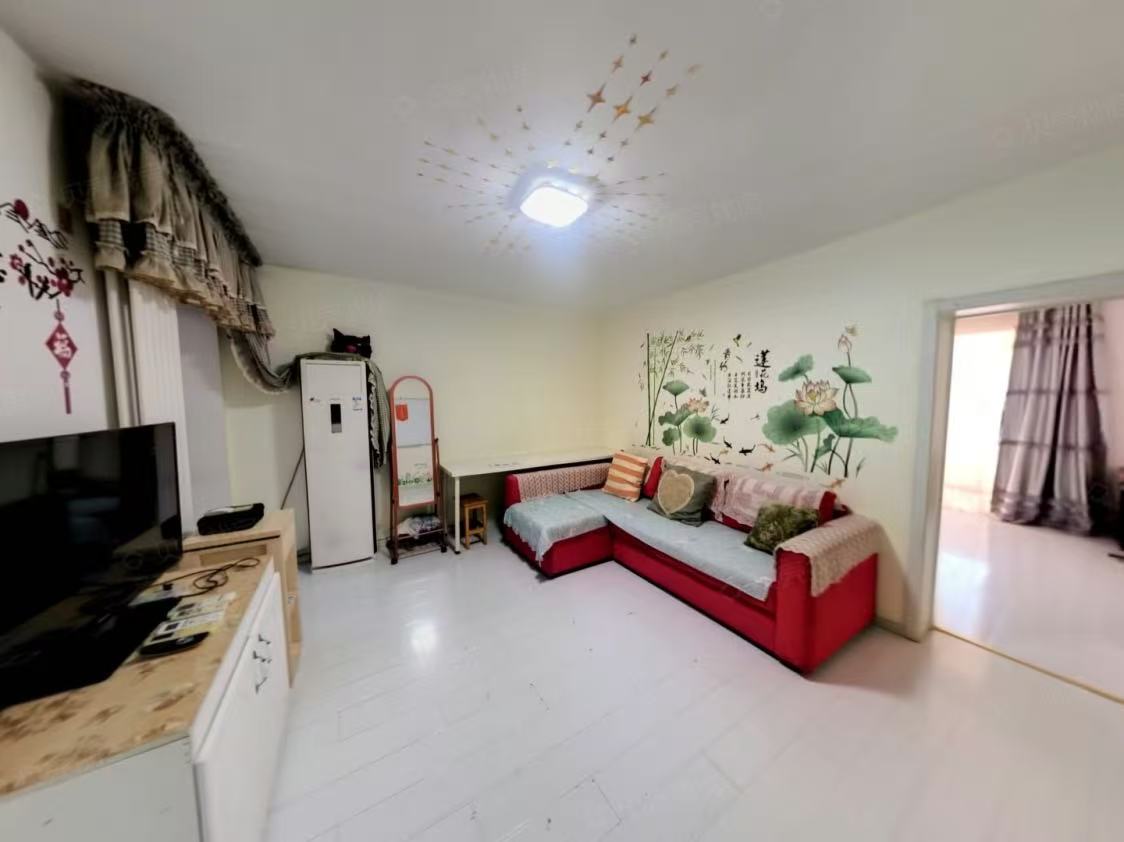 西革新里108号院）