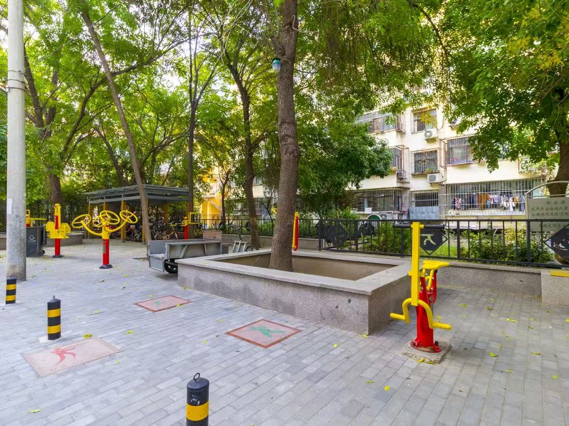 西革新里108号院 随时看房·