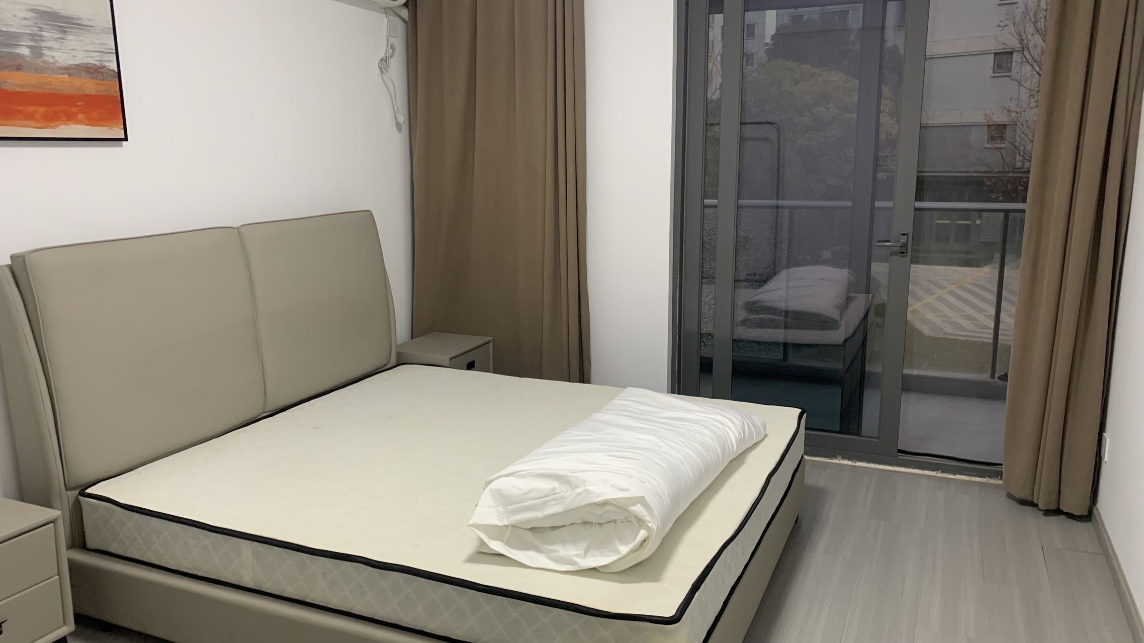 柳岸阁 随时看房·