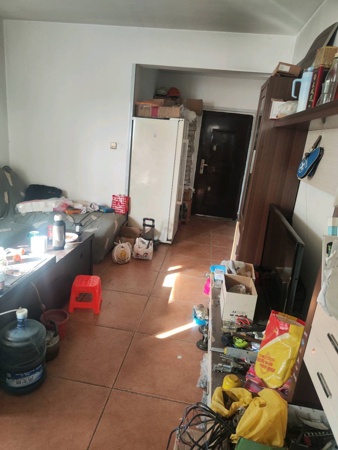 金丽花园22-703）