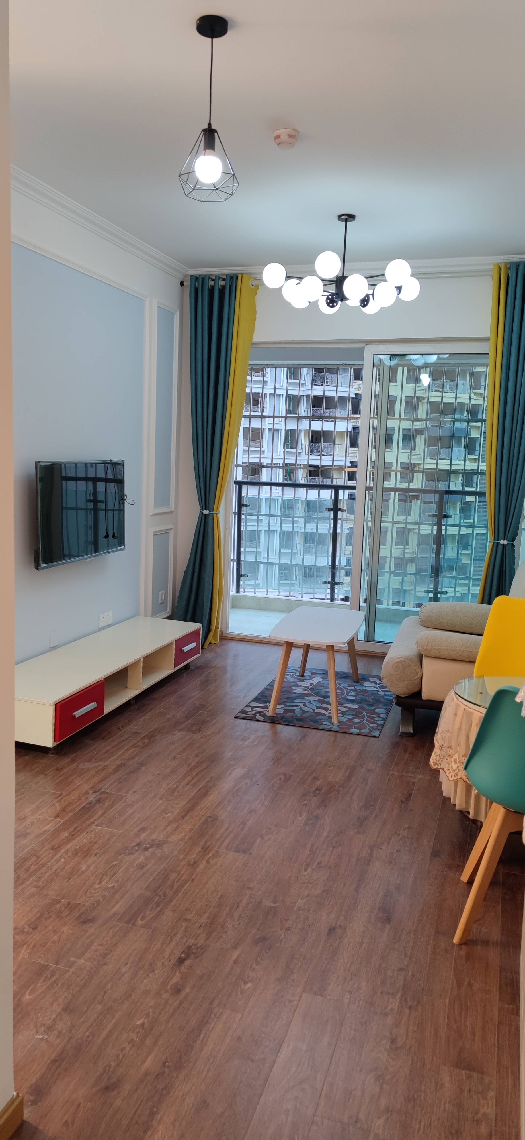 芙蓉锦绣城 1居室 1600元/月