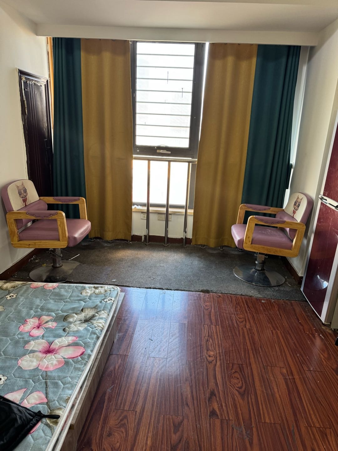 海亮广场 随时看房·