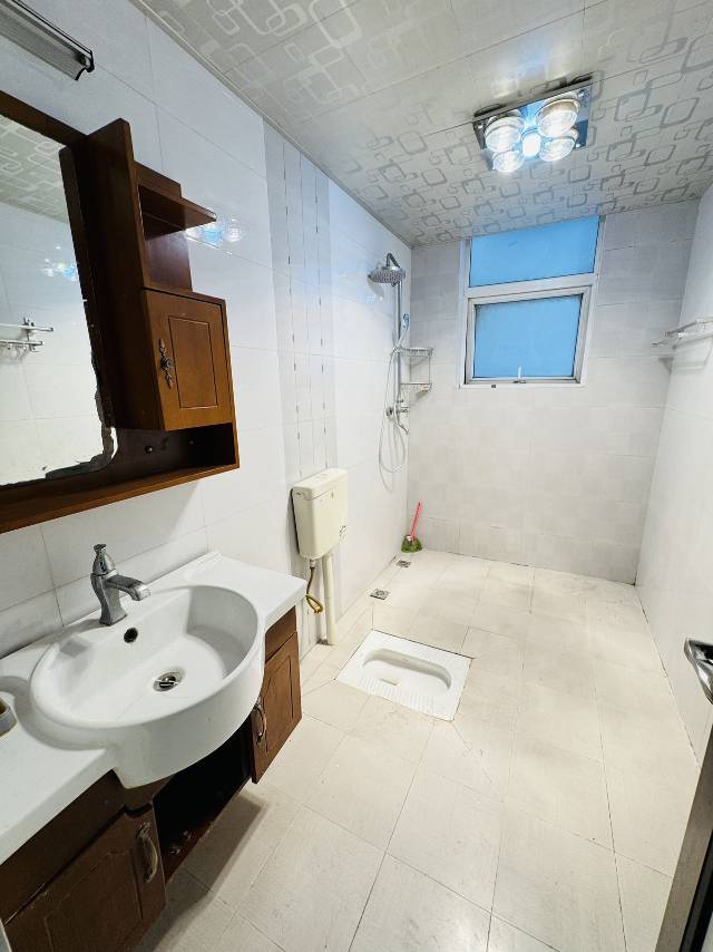 新港国际花园 随时看房·