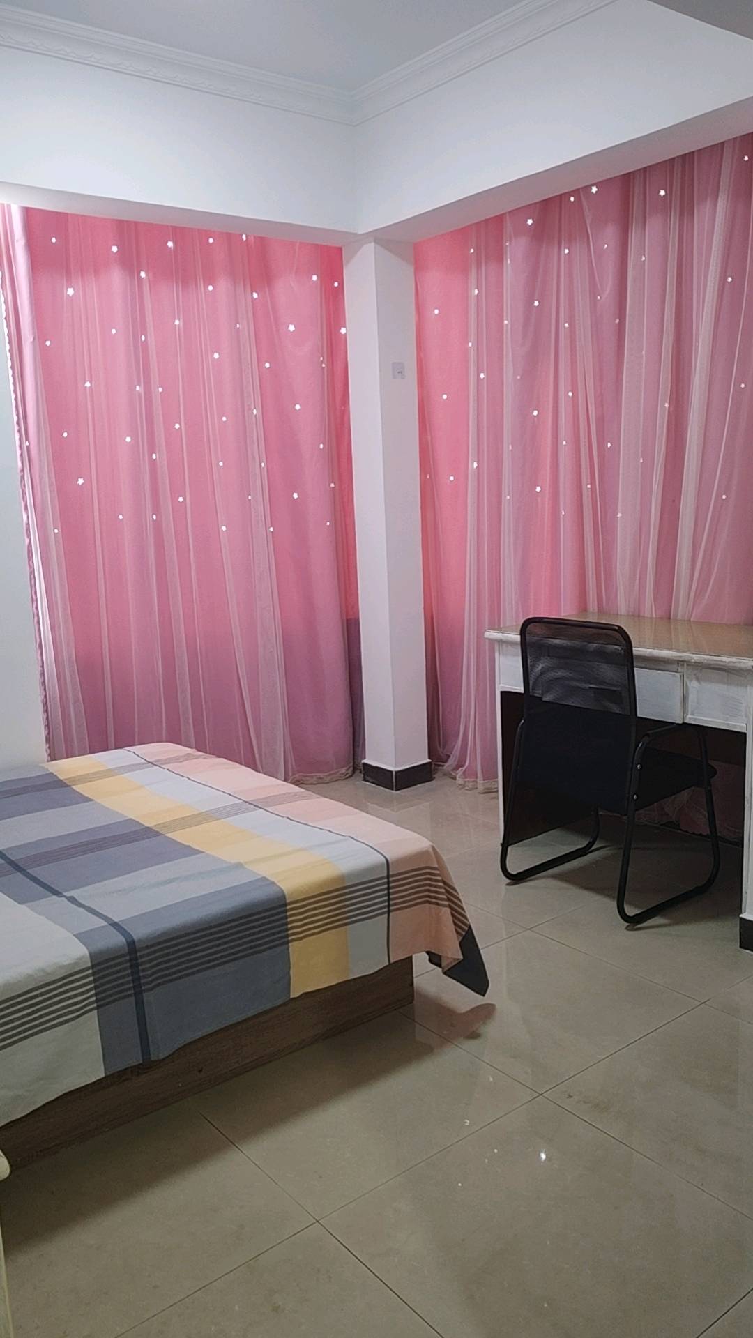 大沥凤池红棉路15号）