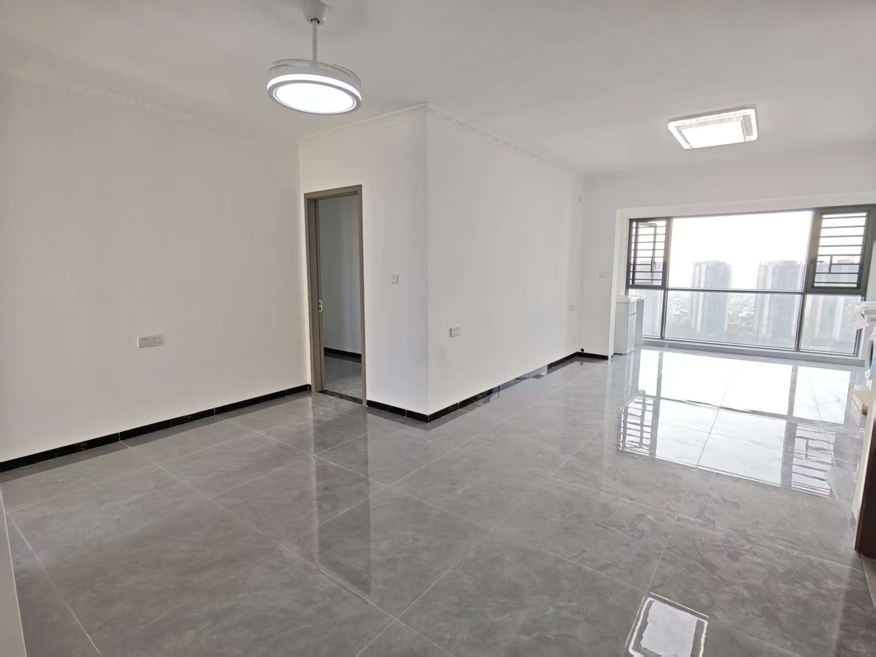 电建洺悦华府 4居室 3600元/月