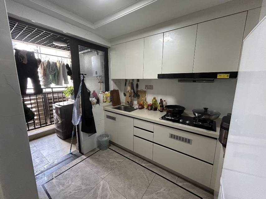 广汇御园二期B区 随时看房·