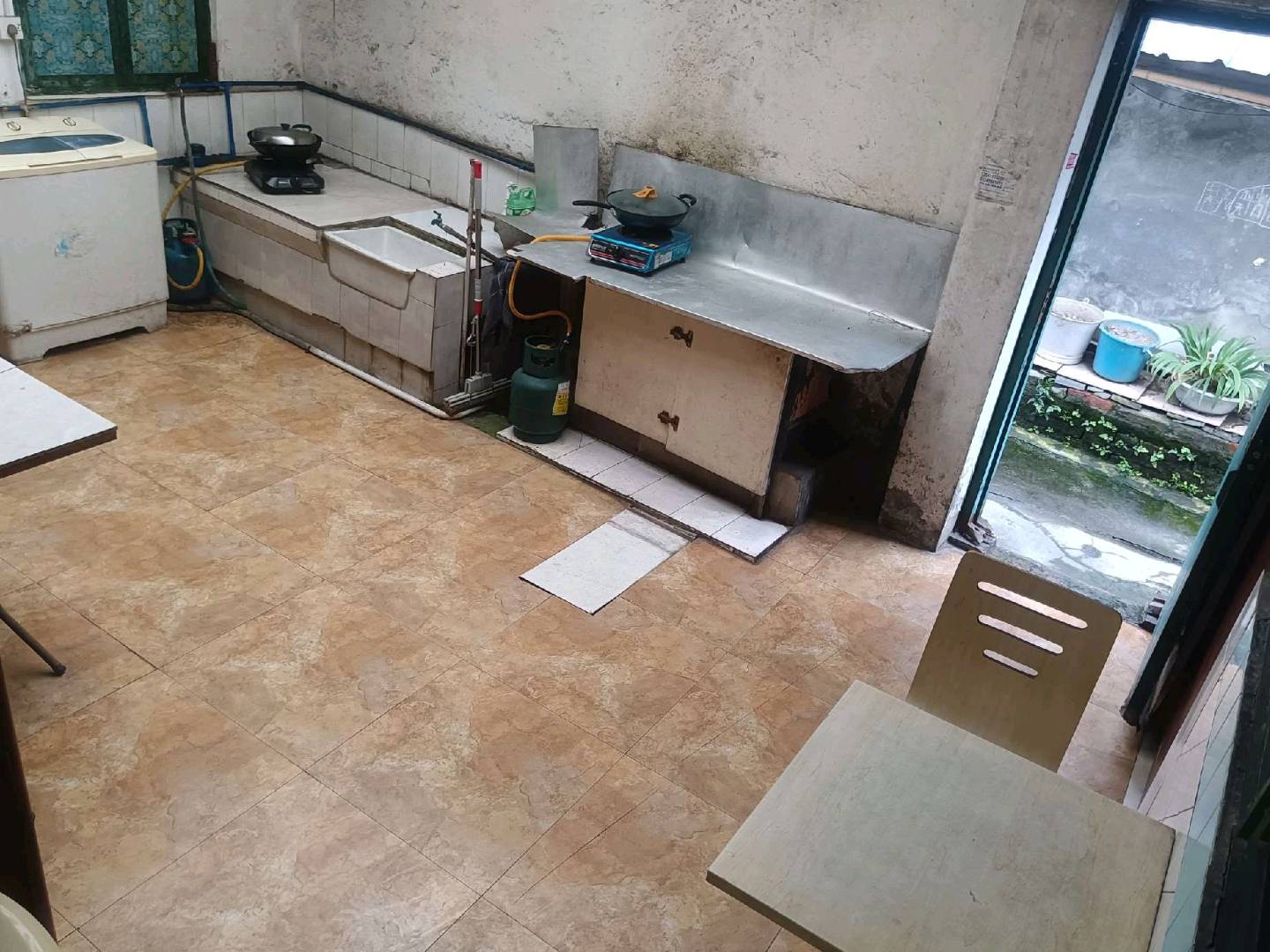 崇州市小北街59号附8号 随时看房·