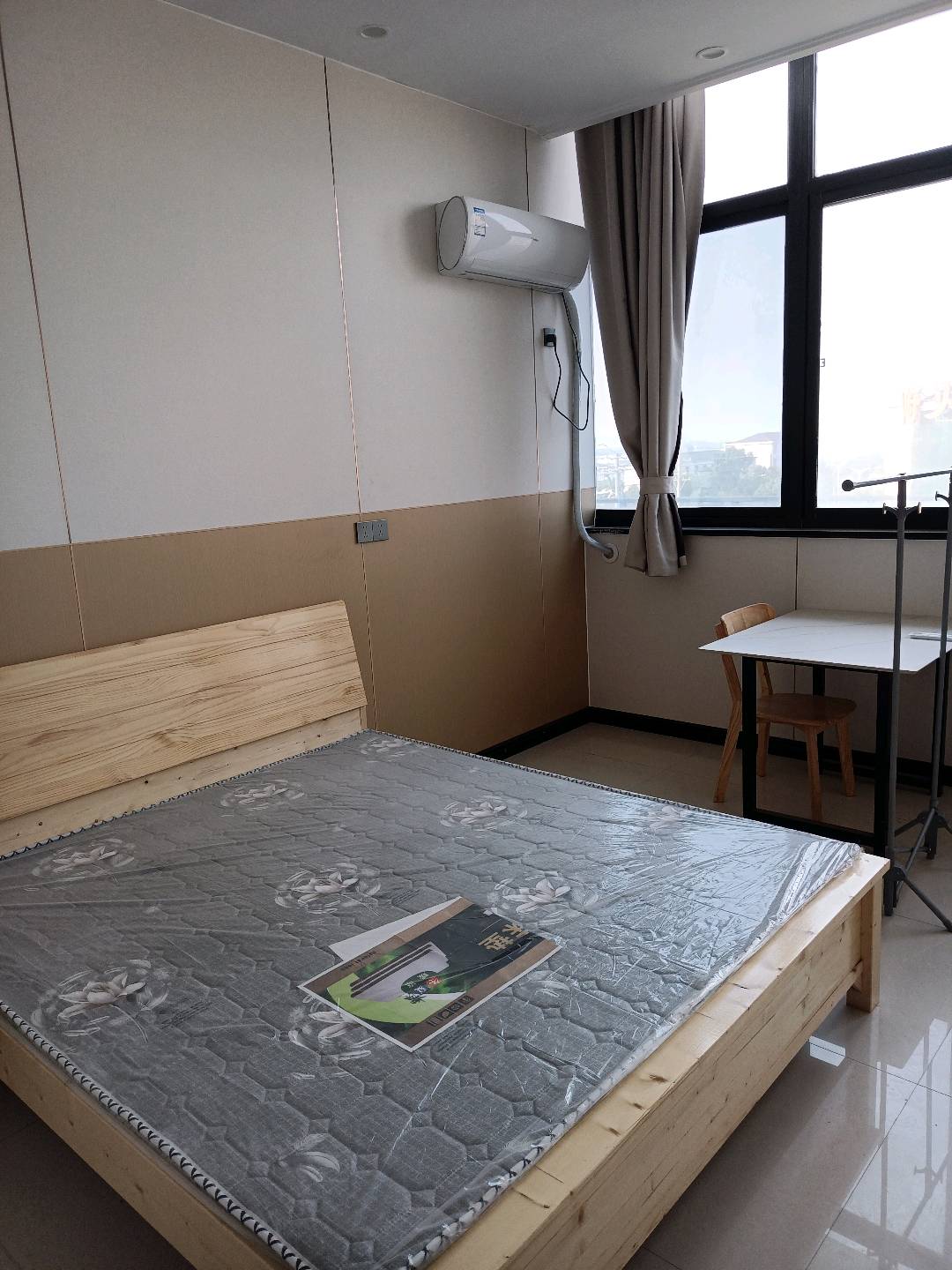 紫金公寓 1居室 1100元/月