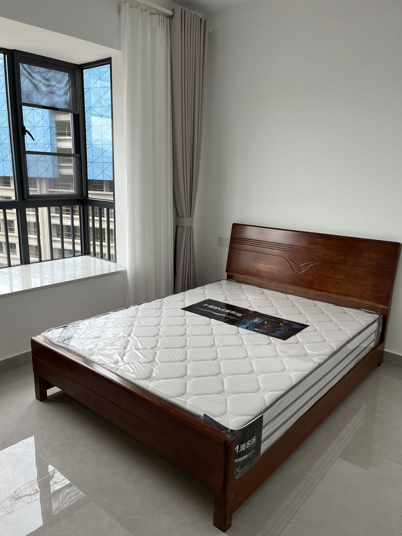 阳光满园 随时看房·