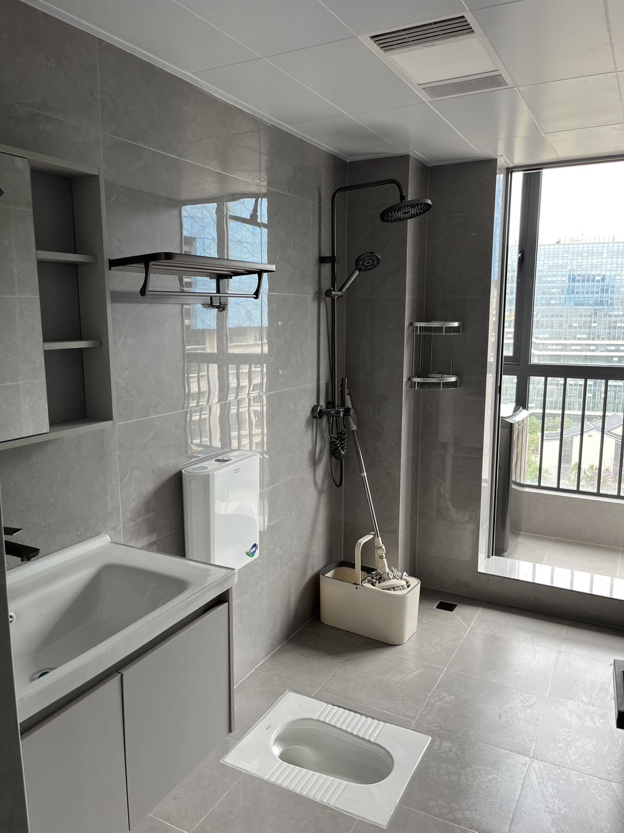 阳光满园 随时看房·