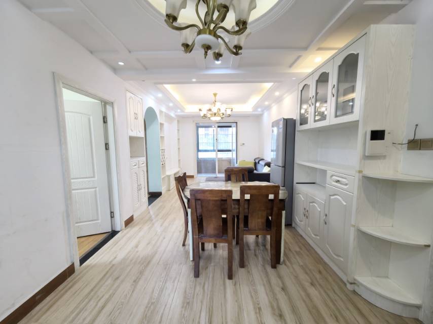 远洋世界三期 随时看房·