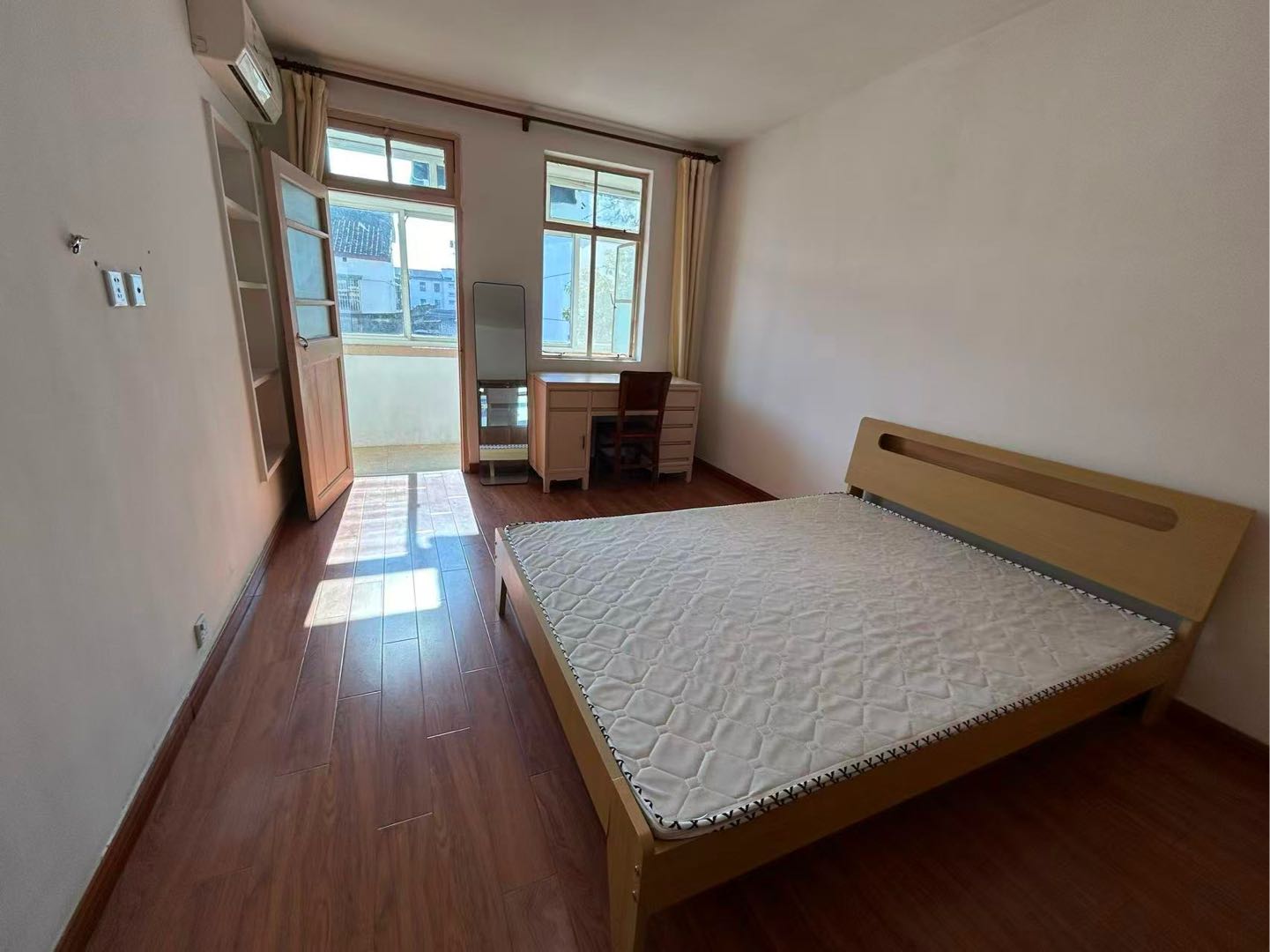 二郎巷 随时看房·