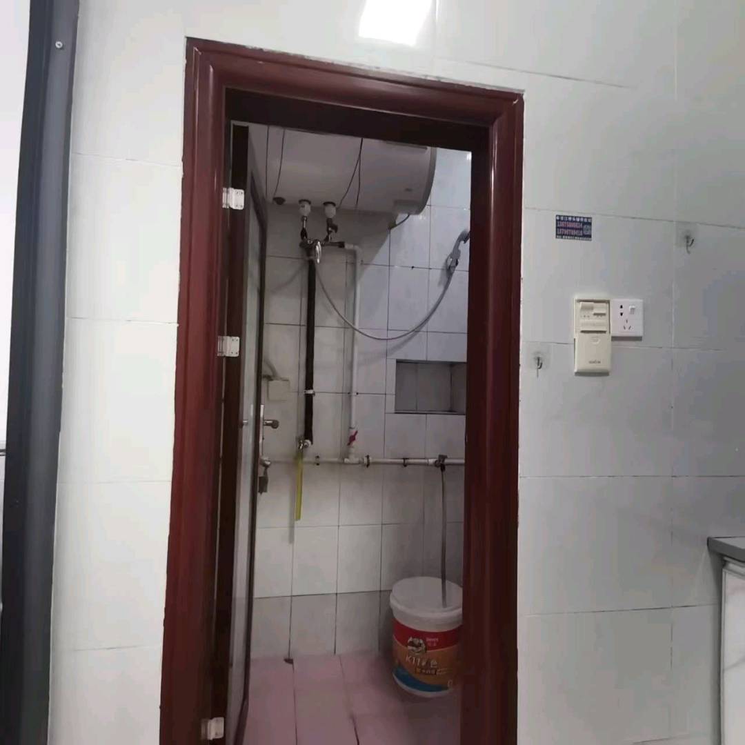 荷花塘小区（雷锋纪念馆对面） 随时看房·