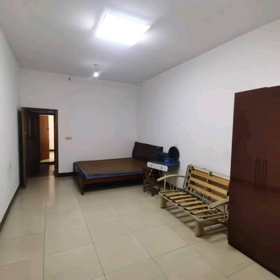 荷花塘小区（雷锋纪念馆对面） 1居室 950元/月