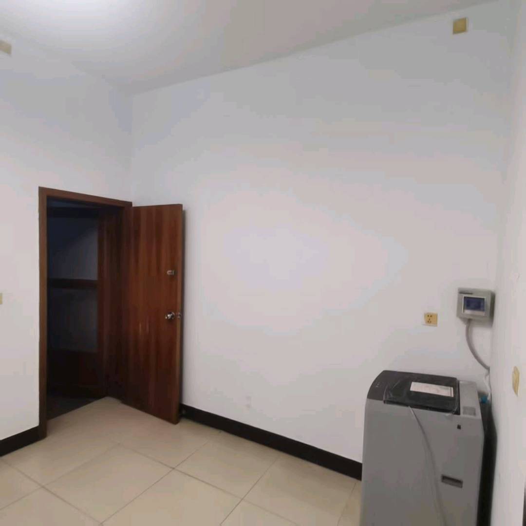 荷花塘小区（雷锋纪念馆对面） 随时看房·