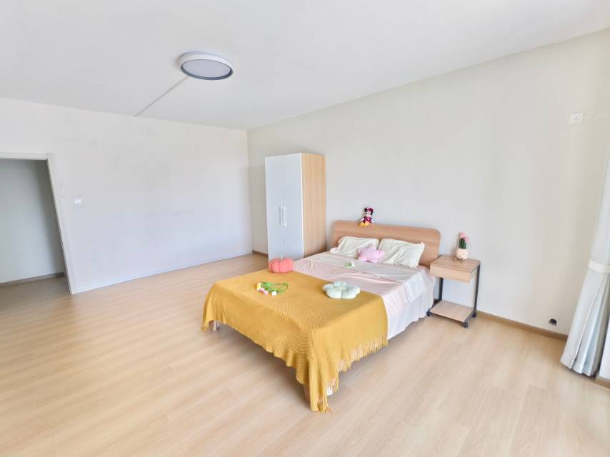 滨湖长滩花园A区）