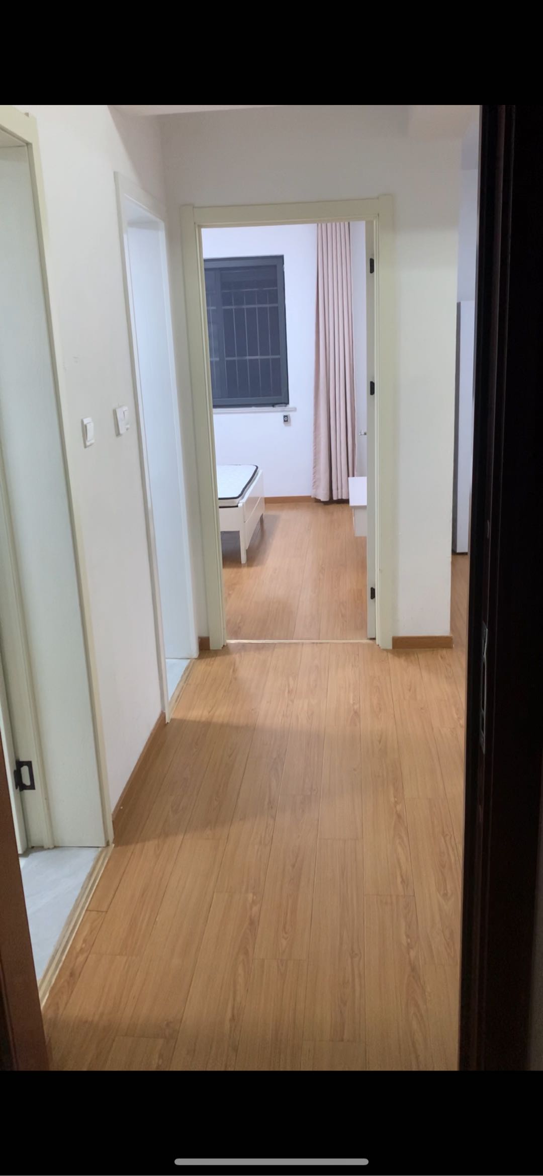 新华公寓 2居室 2300元/月