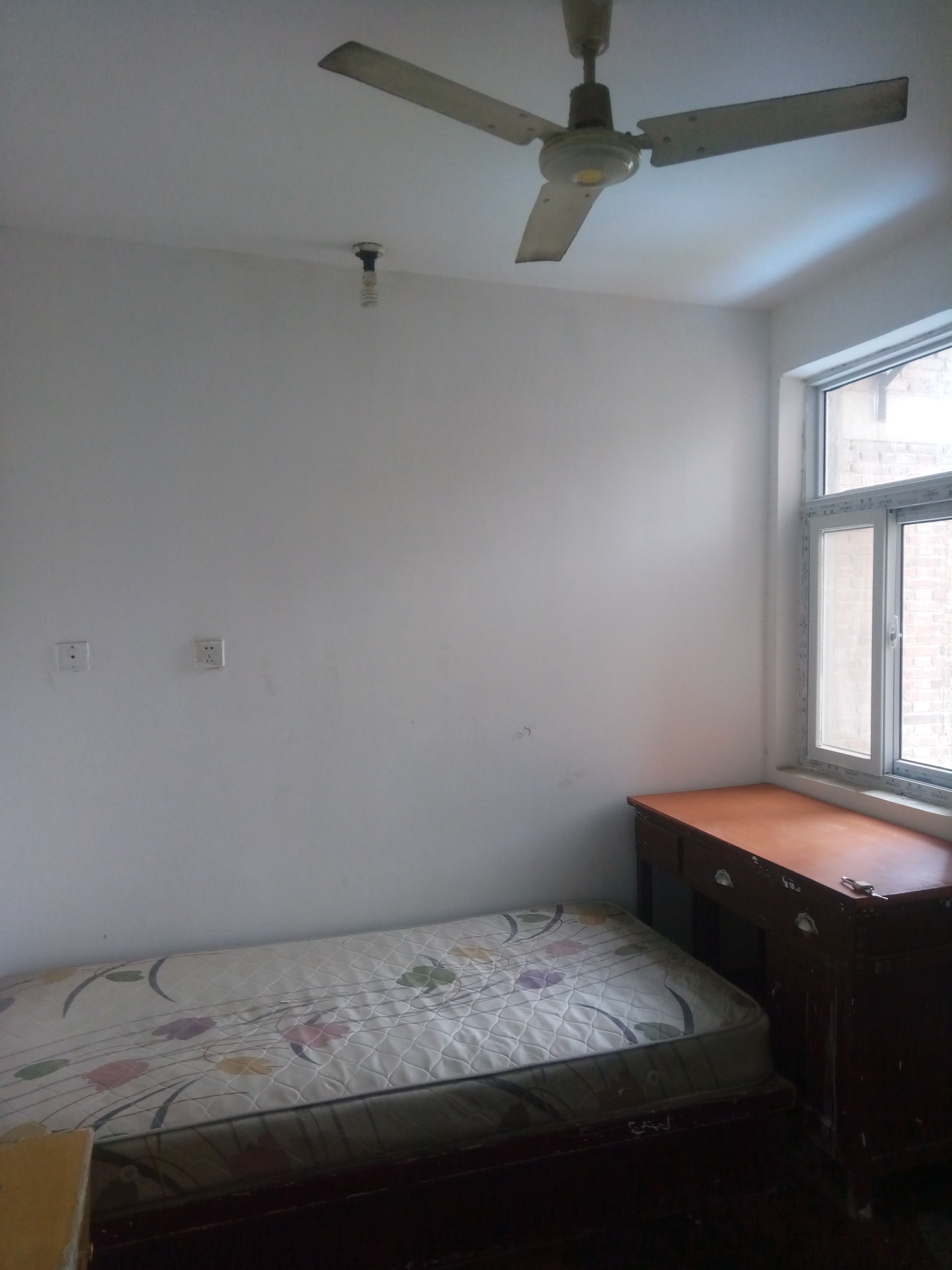 南阳路东风路交叉口河南工程学院家属院（3+8双地铁））