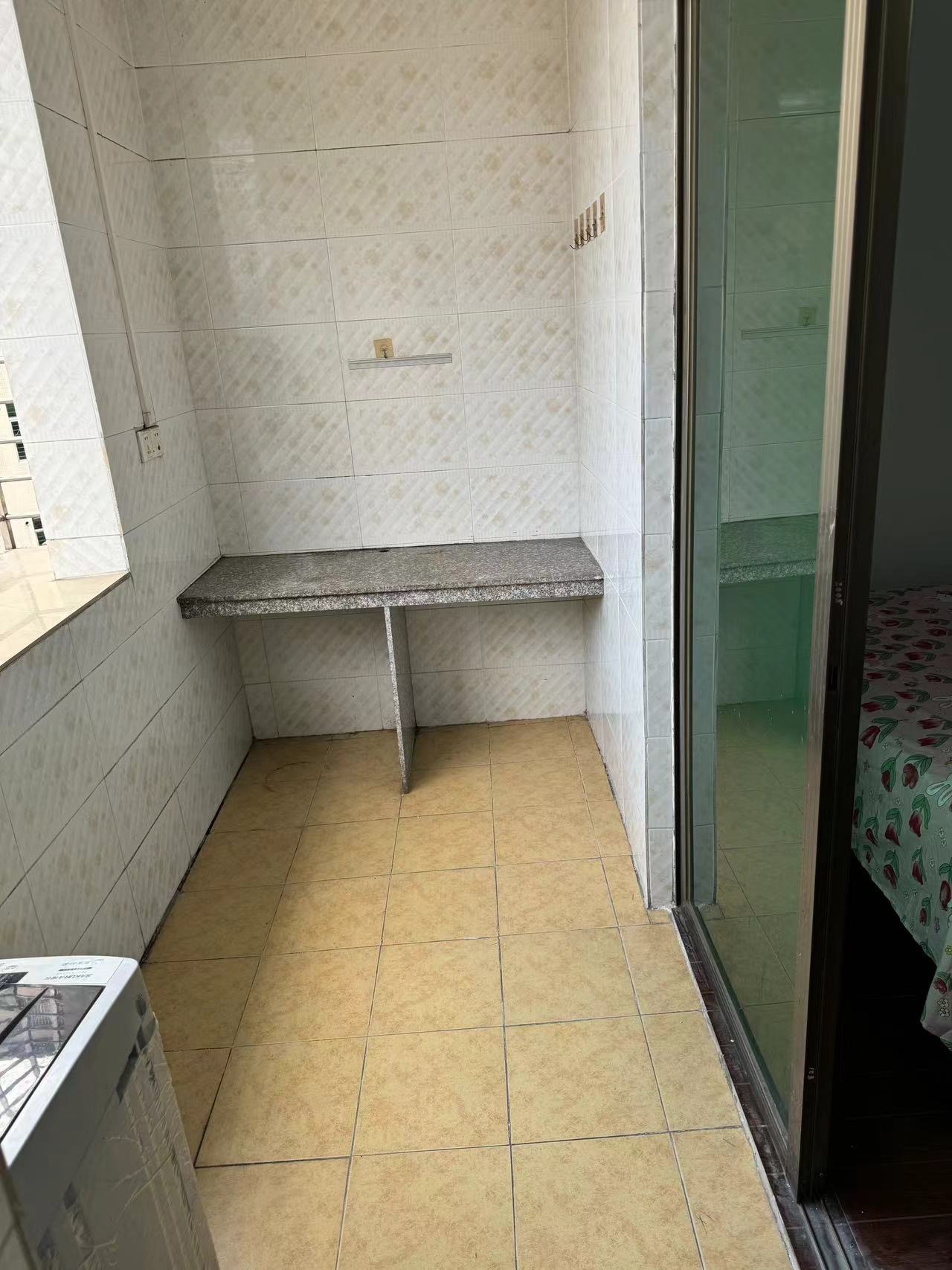 依依公寓 随时看房·