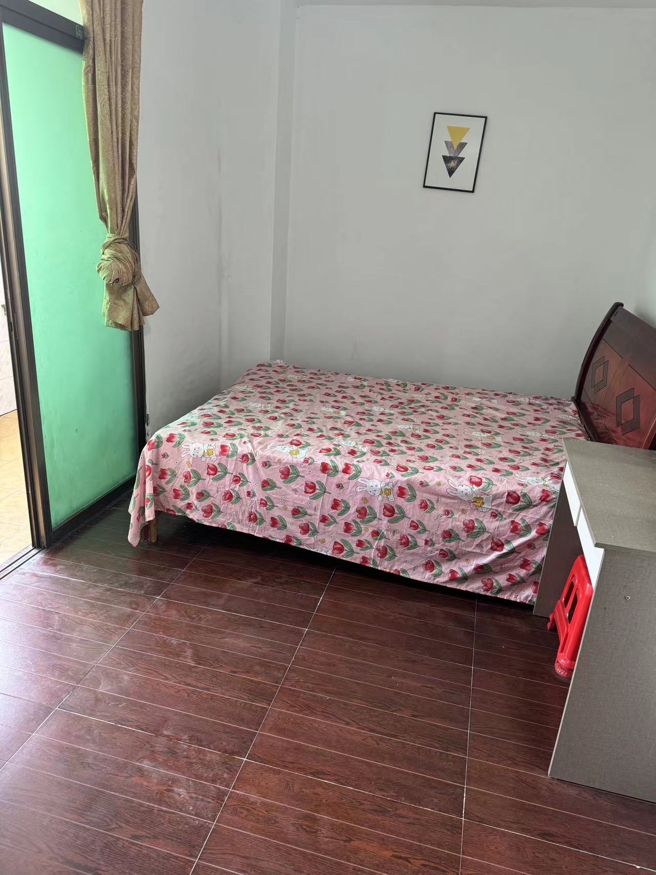 依依公寓 随时看房·