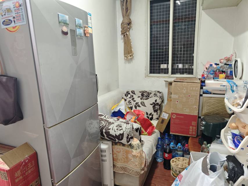 氯碱生活小区 随时看房·