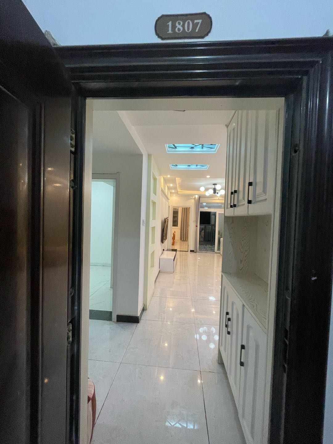 七彩世界 随时看房·