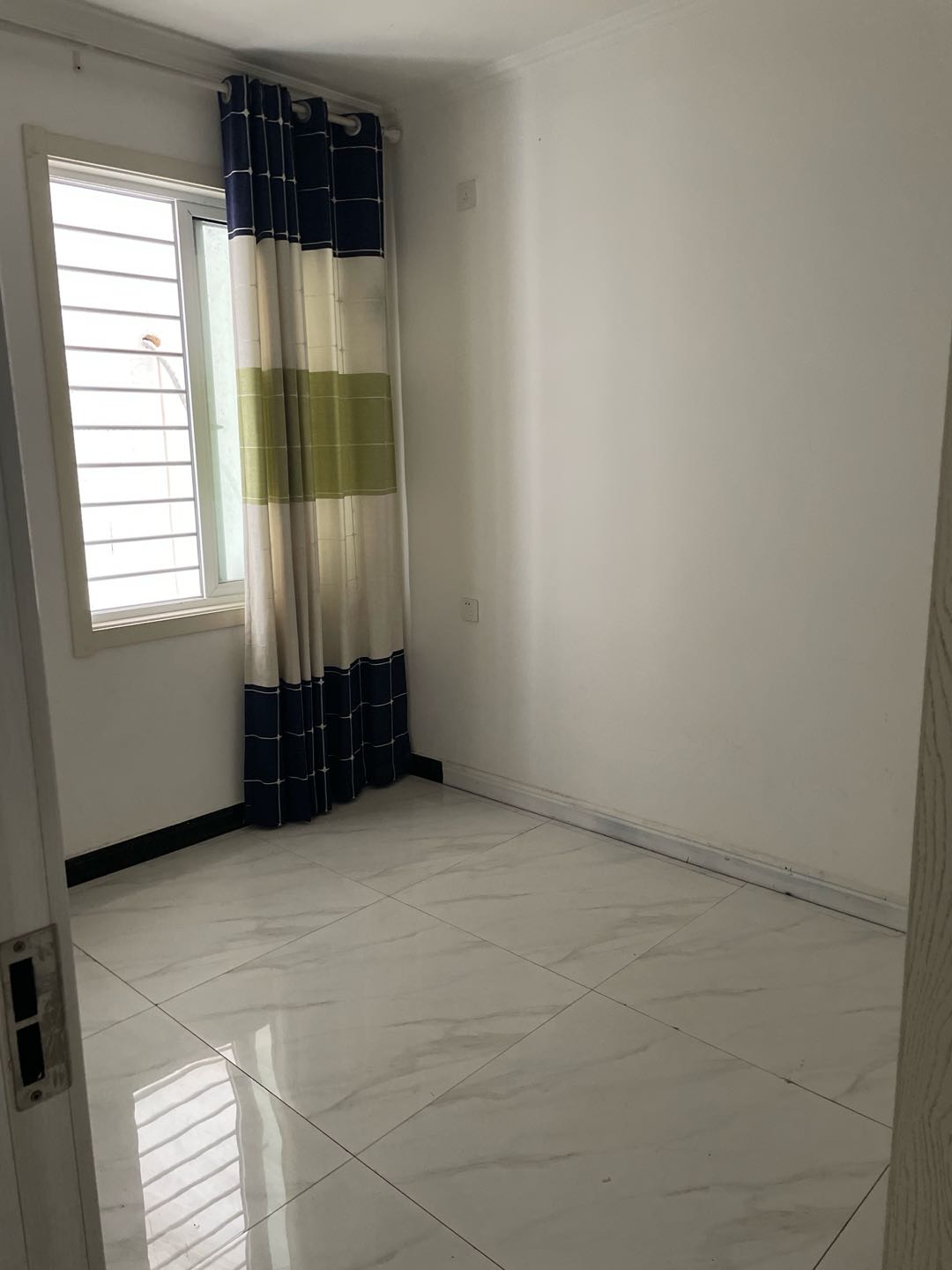 七彩世界 随时看房·