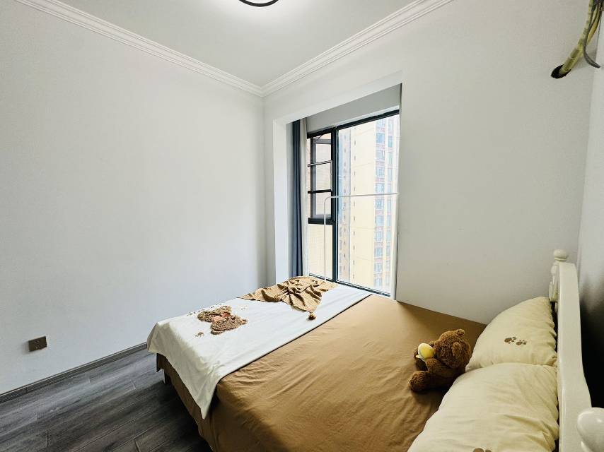 中铁骑士府邸 3居室 850元/月