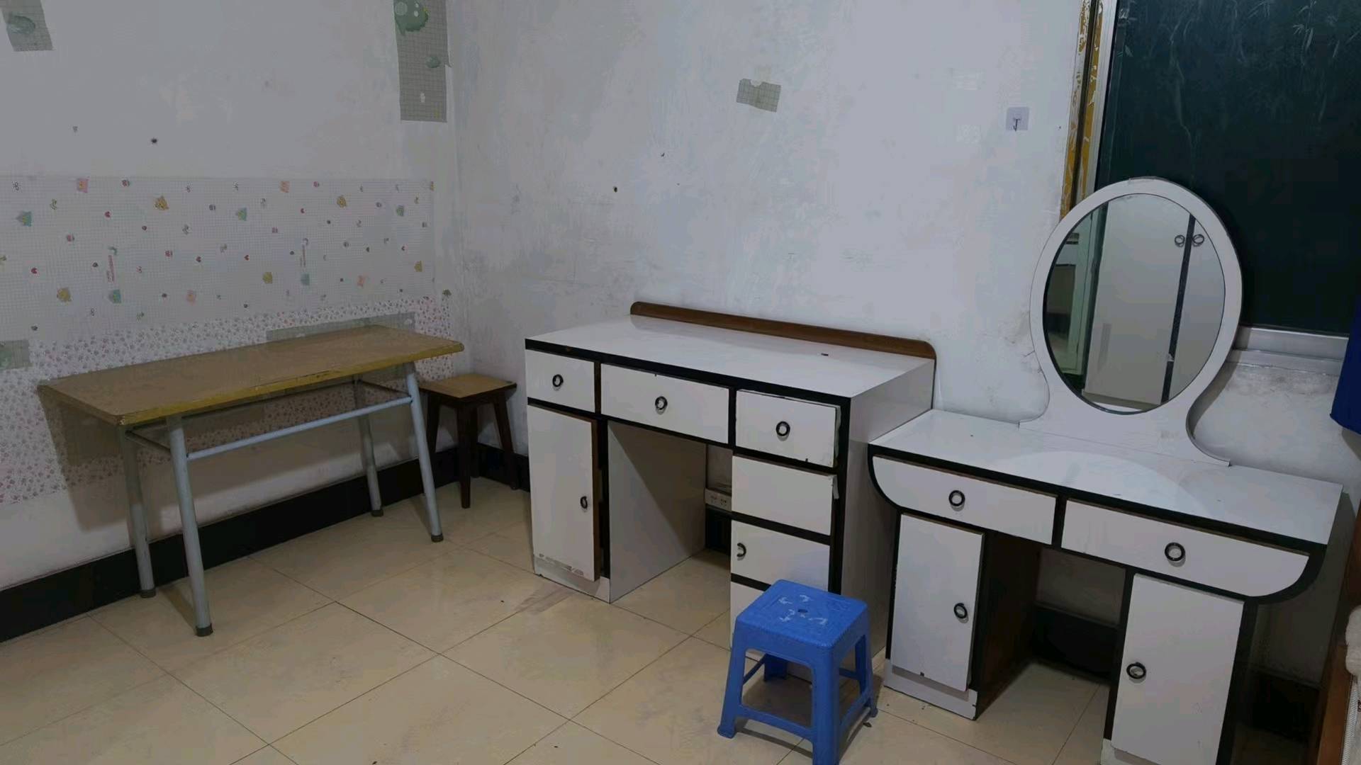 沙冲路三五厂家属院 随时看房·