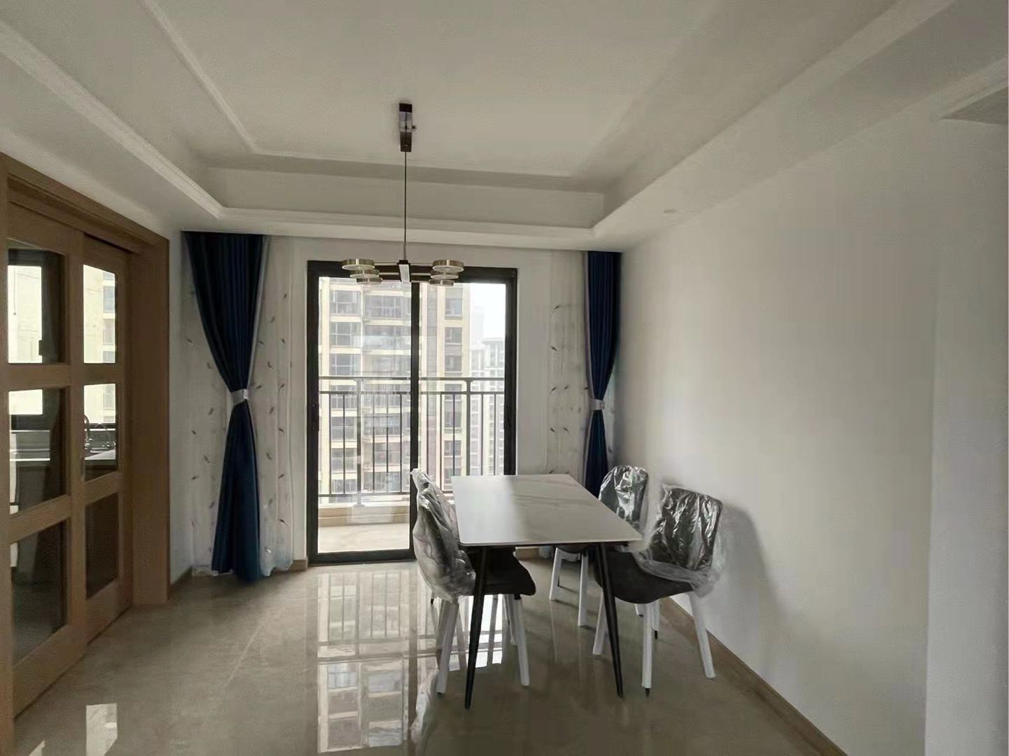 亚新美好天境苑 随时看房·